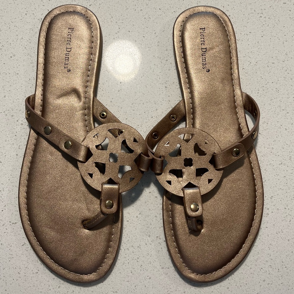 Women’s sandals